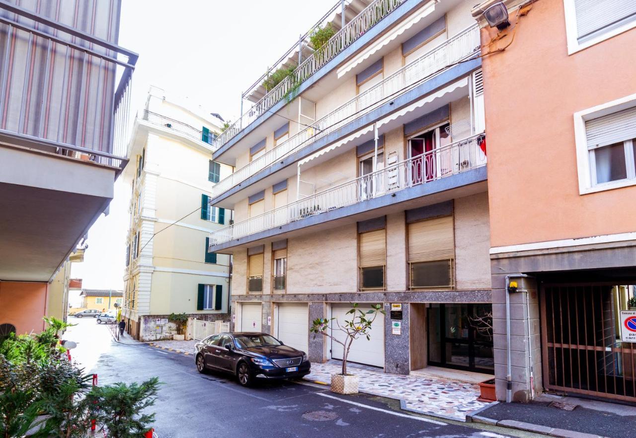 Ferienwohnung Da Cipollina In Pieno Centro Sanremo Exterior foto